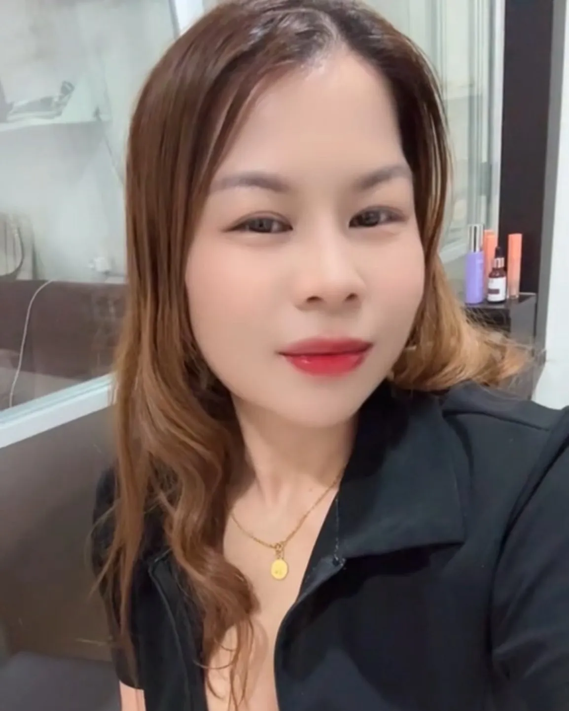 รูปหมอนวด จอย เสรีไทย